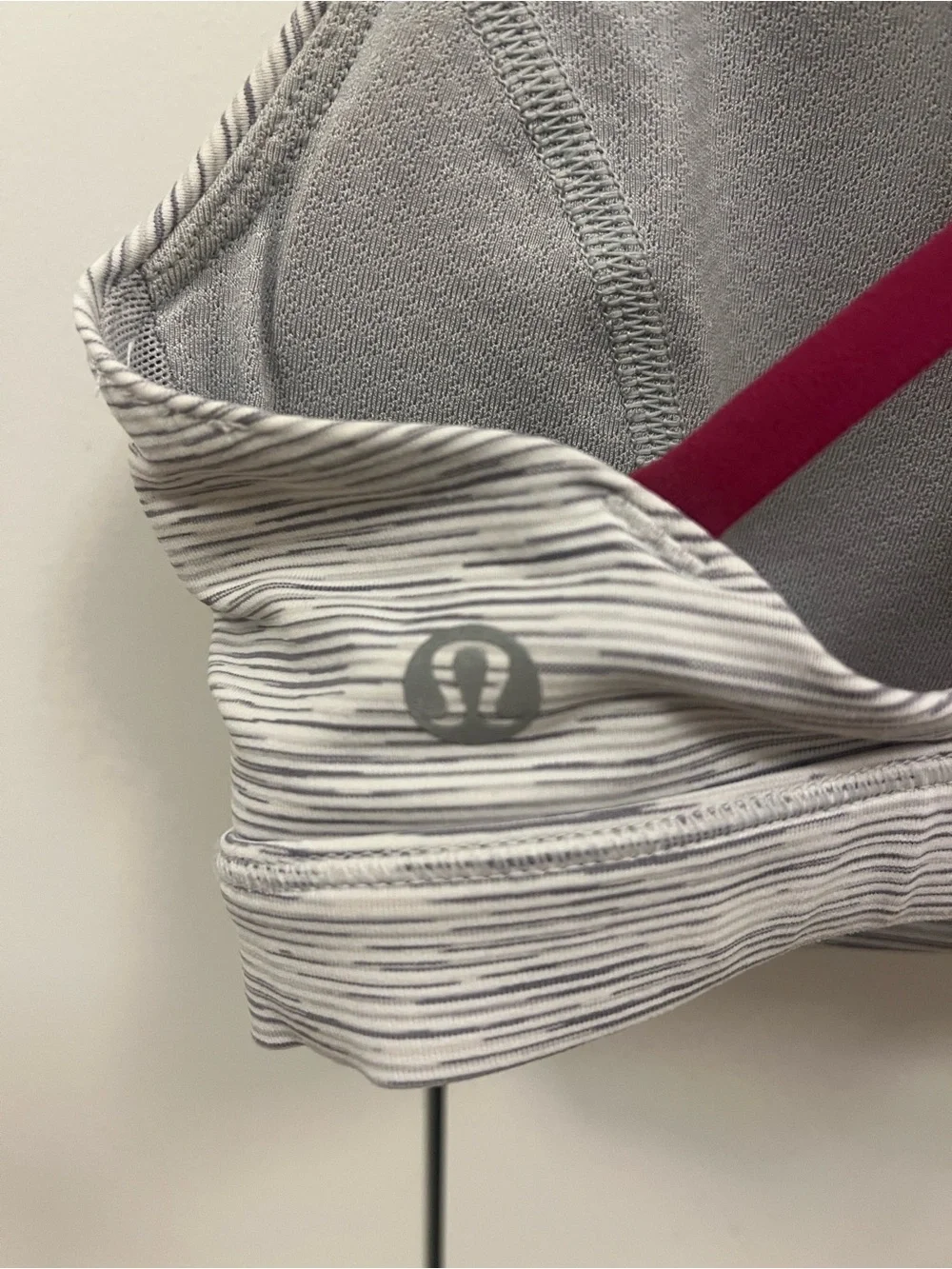 Lululemon free to be serene sports bra